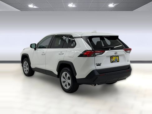Used 2024 Toyota RAV4 LE AWD/4WD image 2
