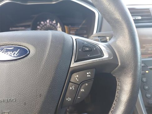 Used 2016 Ford Fusion Titanium image 27
