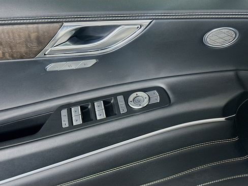 Used 2024 Genesis GV80 3.5T image 15