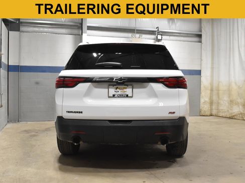 Used 2022 Chevrolet Traverse RS FWD image 5