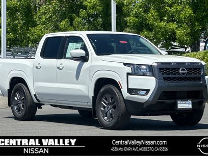 New 2025 Nissan Frontier SV w/ SV Convenience Package