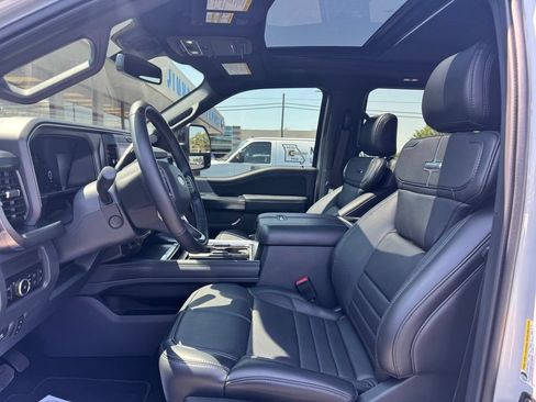 Used 2026 Ford F250 Platinum AWD/4WD image 5