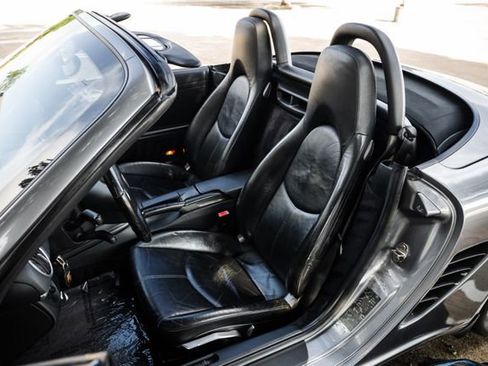 Used 2005 Porsche Boxster image 4