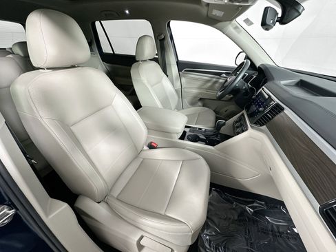 Used 2023 Volkswagen Atlas SE image 29