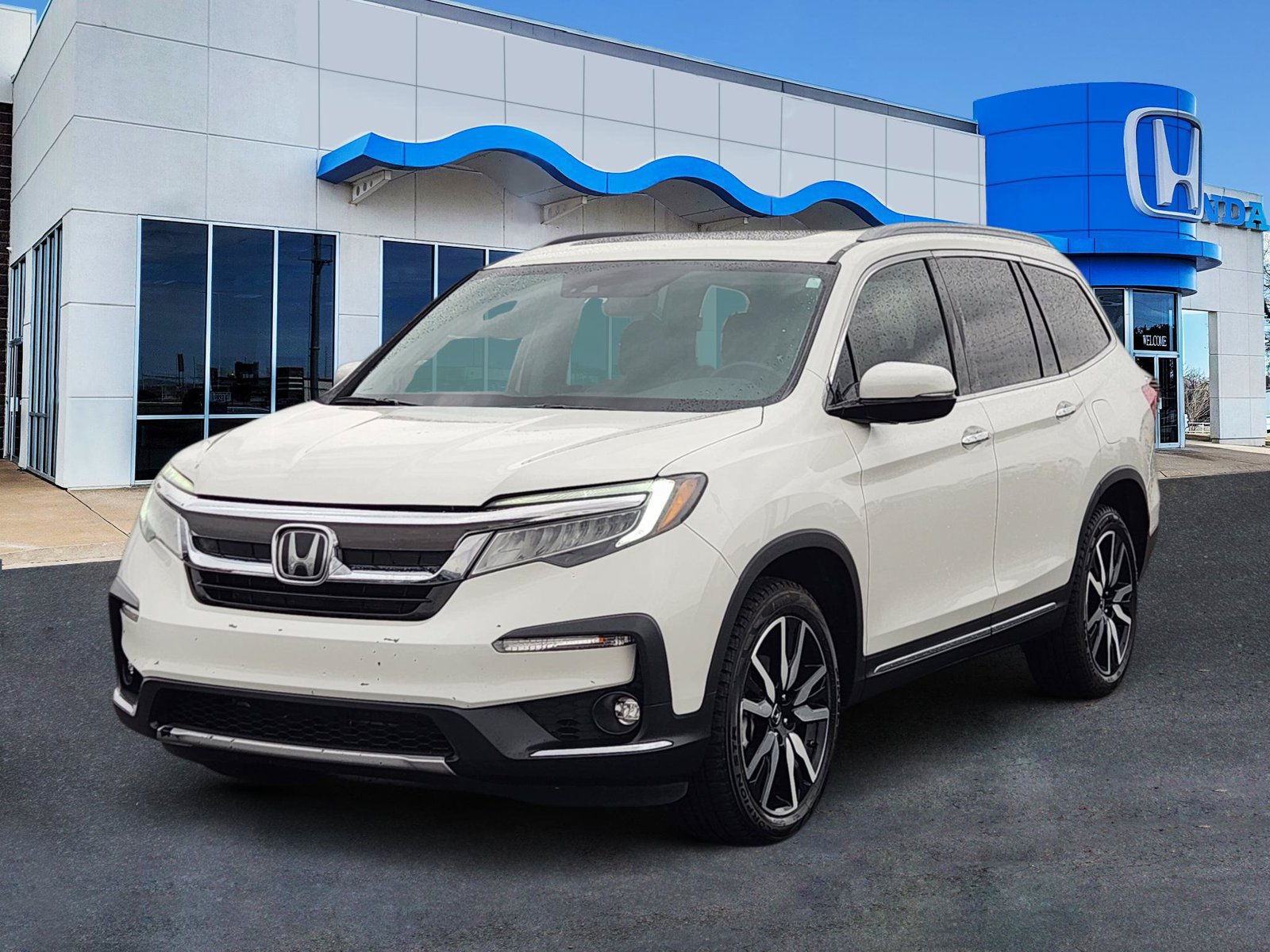 Used 2019 Honda Pilot Elite image 2