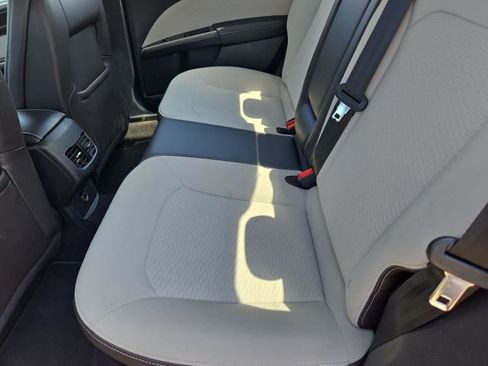 Used 2019 Ford Fusion SE w/ Equipment Group 151A FWD image 18