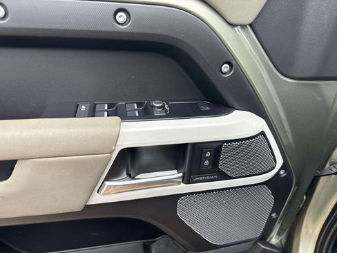 Used 2022 Land Rover Defender 110 S AWD/4WD image 20