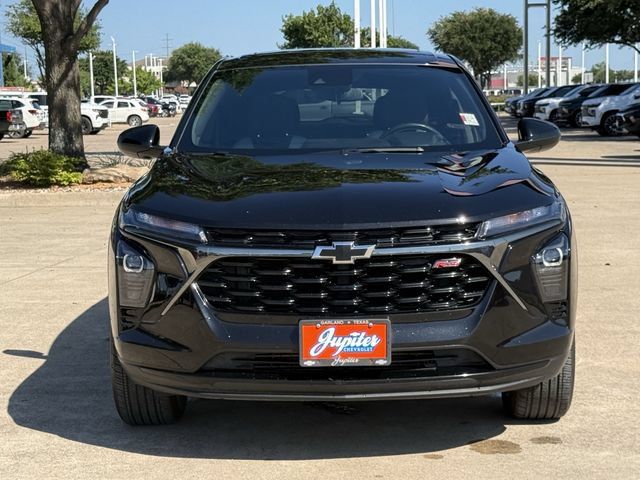Used 2025 Chevrolet Trax RS w/ Sunroof Package FWD image 9