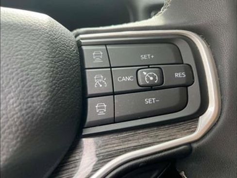 Used 2022 Jeep Wagoneer Series III image 15