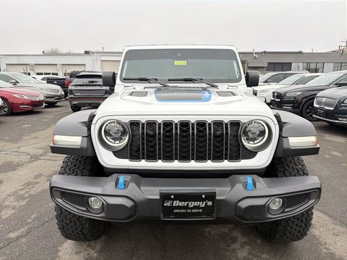 Used 2024 Jeep Wrangler Unlimited Rubicon 4xe w/ Convenience Group image 9
