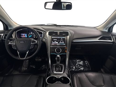 Used 2015 Ford Fusion Energi Titanium FWD image 19