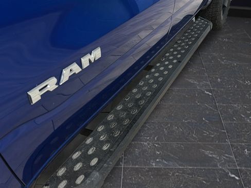 Used 2019 RAM 1500 Big Horn AWD/4WD image 38