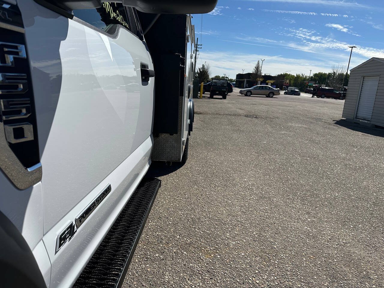 Used 2018 Ford F550 4x4 Regular Cab Super Duty image 19