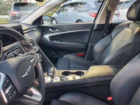 Used 2023 Genesis G70 2.0T image 15