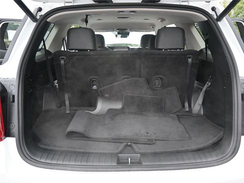 New 2025 Hyundai Palisade SEL image 17