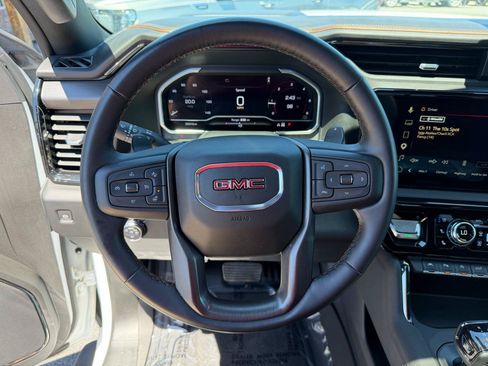 Used 2023 GMC Sierra 1500 AT4 w/ AT4 Premium Package AWD/4WD image 31