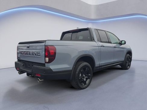 New 2026 Honda Ridgeline Black Edition image 5