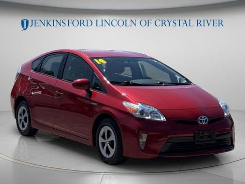 Used 2014 Toyota Prius Three FWD image 15
