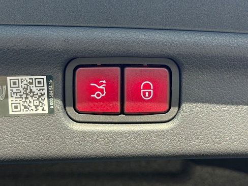 Certified 2022 Mercedes-Benz C 300 Sedan image 14