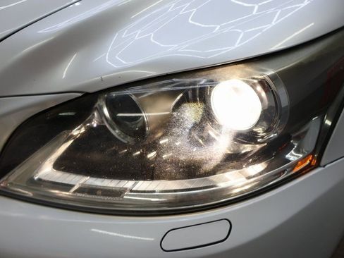 Used 2016 Lexus LS 460 w/ Comfort Package image 28