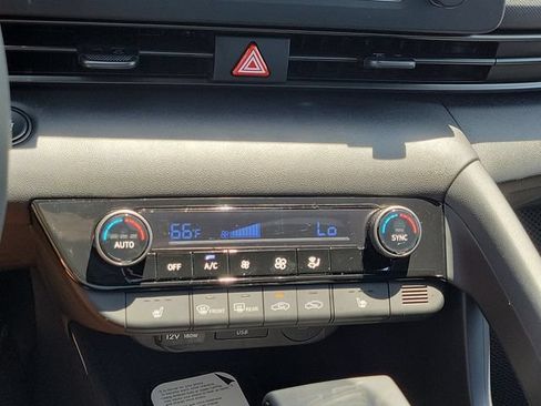 New 2026 Hyundai Elantra SEL Sport FWD image 12