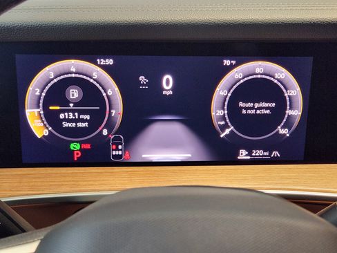 New 2026 Volkswagen Tiguan SEL R-Line AWD/4WD image 10