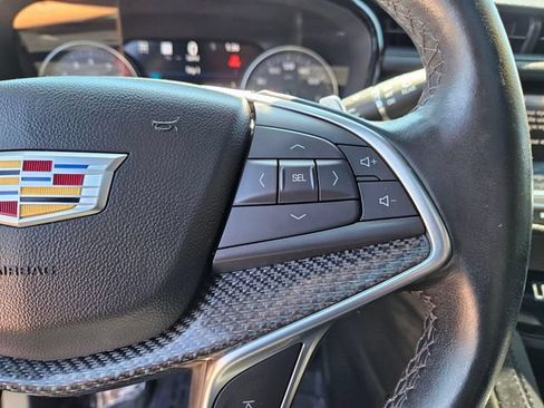 Used 2024 Cadillac XT5 Sportv w/ Technology Package AWD/4WD image 32