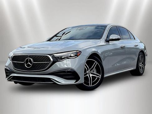Certified 2025 Mercedes-Benz E 450 4MATIC Sedan image 3