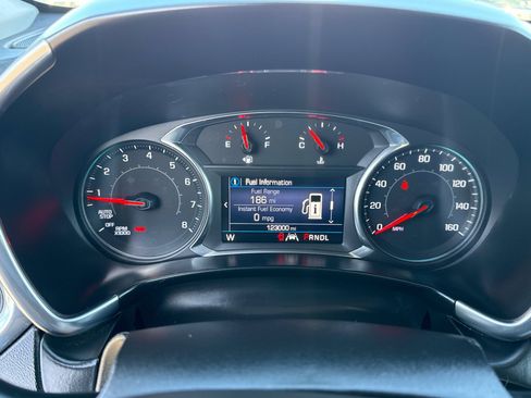 Used 2020 Chevrolet Equinox LT AWD/4WD image 24