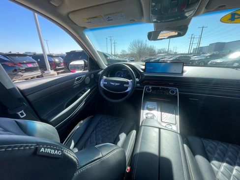 Used 2024 Genesis GV80 3.5T w/ Prestige Package image 22