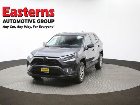 Used 2022 Toyota RAV4 LE image 54