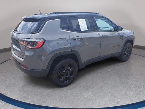Used 2023 Jeep Compass Trailhawk AWD/4WD image 5