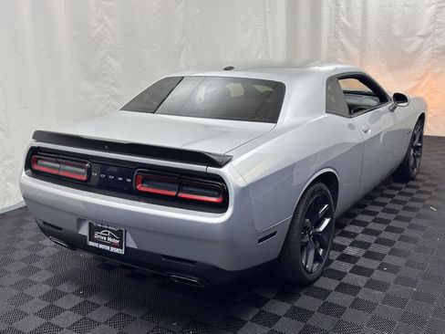 Used 2019 Dodge Challenger SXT w/ Blacktop Package RWD image 11