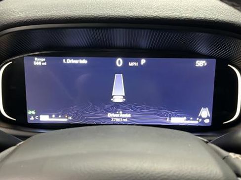 Used 2023 Jeep Wagoneer L 4WD w/ Premium Group I image 17