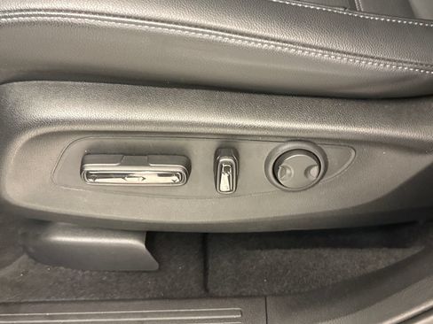 Used 2026 Honda CR-V EX-L image 23