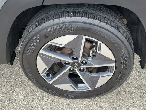 Used 2025 Hyundai Tucson SEL AWD/4WD image 28