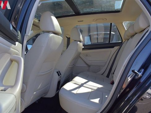 Used 2014 Volkswagen Jetta TDI FWD image 18