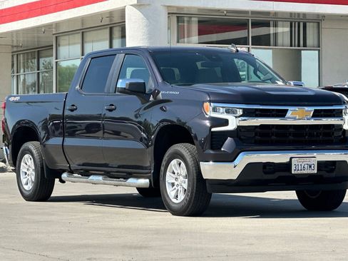 Used 2022 Chevrolet Silverado 1500 LT w/ Convenience Package II image 8