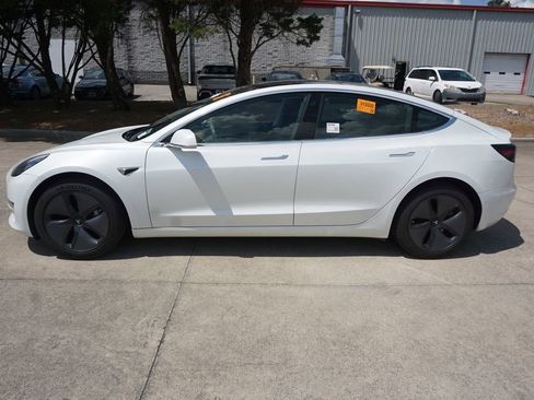 Used 2020 Tesla Model 3 Standard Range Plus RWD image 22