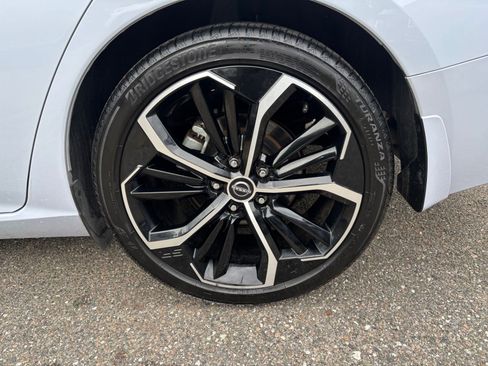 Used 2025 Nissan Altima 2.5 SR FWD image 29