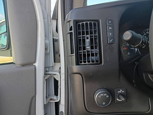 Used 2022 Chevrolet Express 2500 w/ Driver Convenience Package RWD image 13