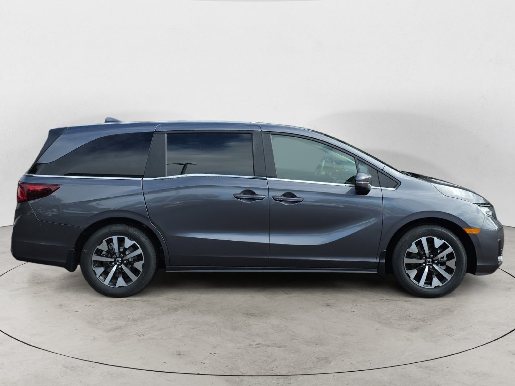 Certified 2026 Honda Odyssey EX-L image 4