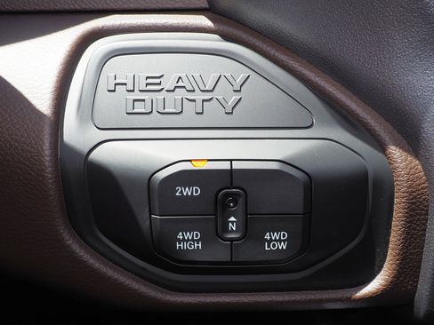 New 2025 RAM 3500 Laramie image 27