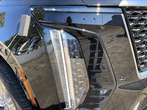 New 2026 Cadillac Escalade ESV Luxury image 14