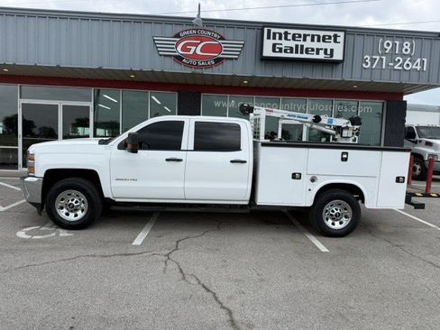 Used 2019 Chevrolet Silverado 2500 4x4 Crew Cab image 10