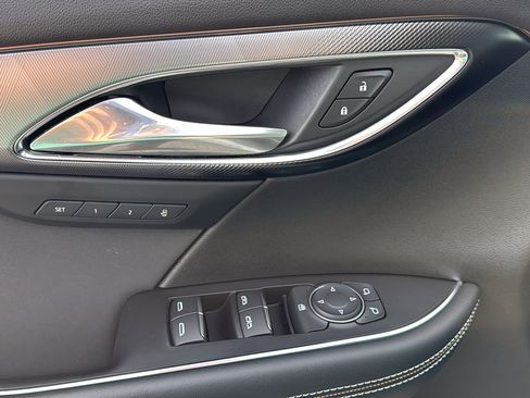 Used 2024 Buick Envision Sport Touring image 11