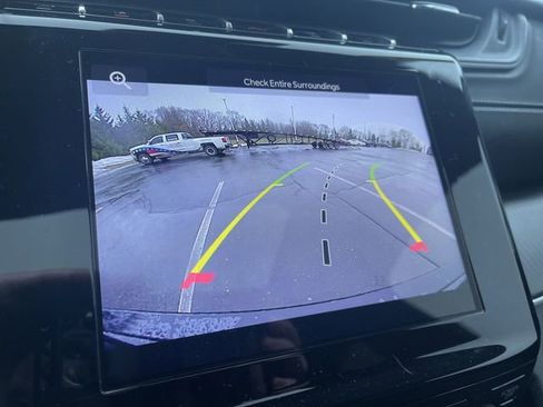 Used 2024 Jeep Grand Cherokee Altitude image 14