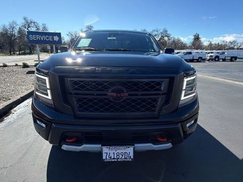Used 2023 Nissan Titan PRO-4X w/ Pro-4x Convenience Package image 8