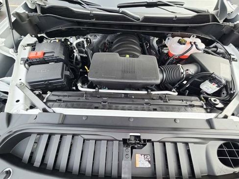 New 2026 Chevrolet Silverado 1500 Custom Trail Boss AWD/4WD image 17