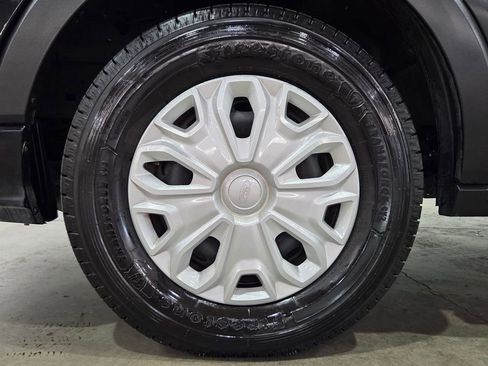 Used 2023 Ford Transit 350 XLT RWD image 18